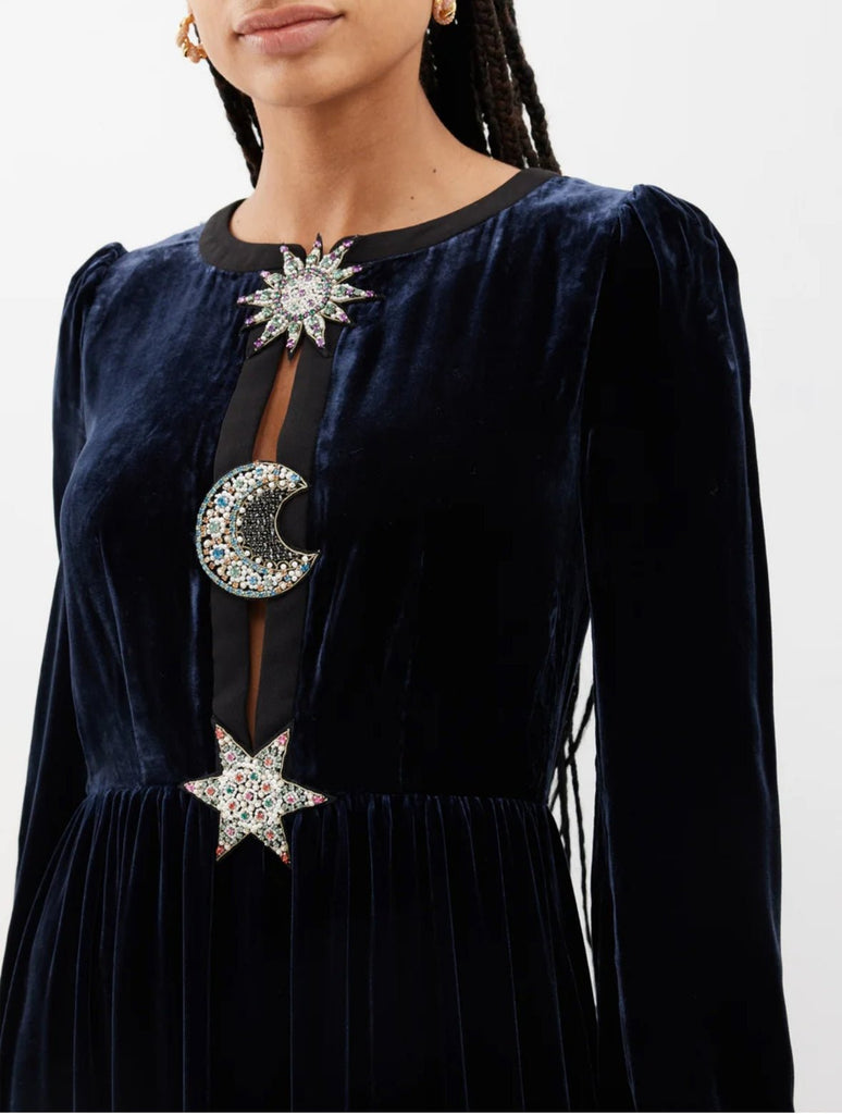 RENT Saloni Navy Camille beaded-brooch velvet gown (RRP £750) - Rent Now from One Hit Wonders